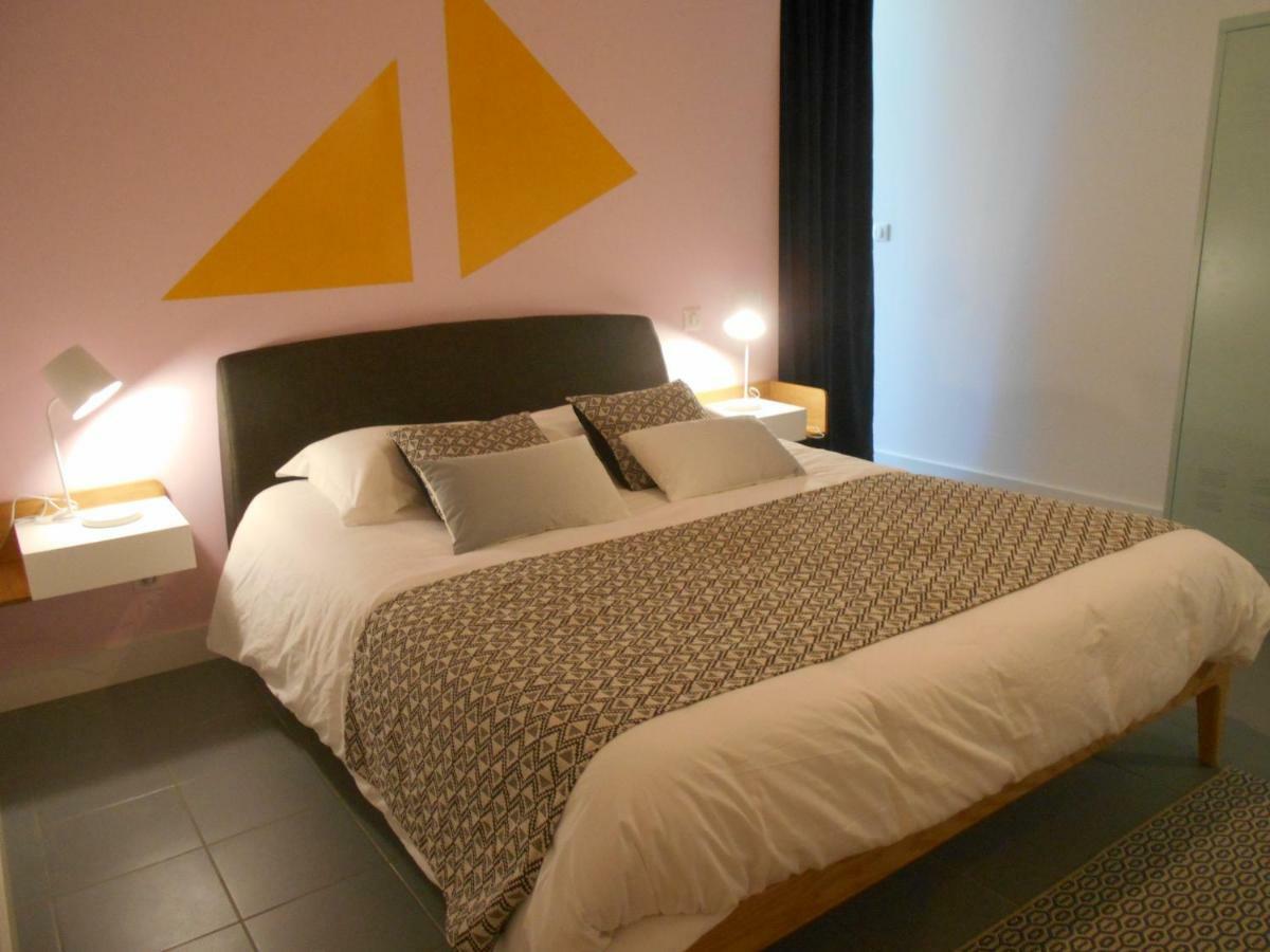 Maison D'Hotes Les Palmiers Gluiras エクステリア 写真
