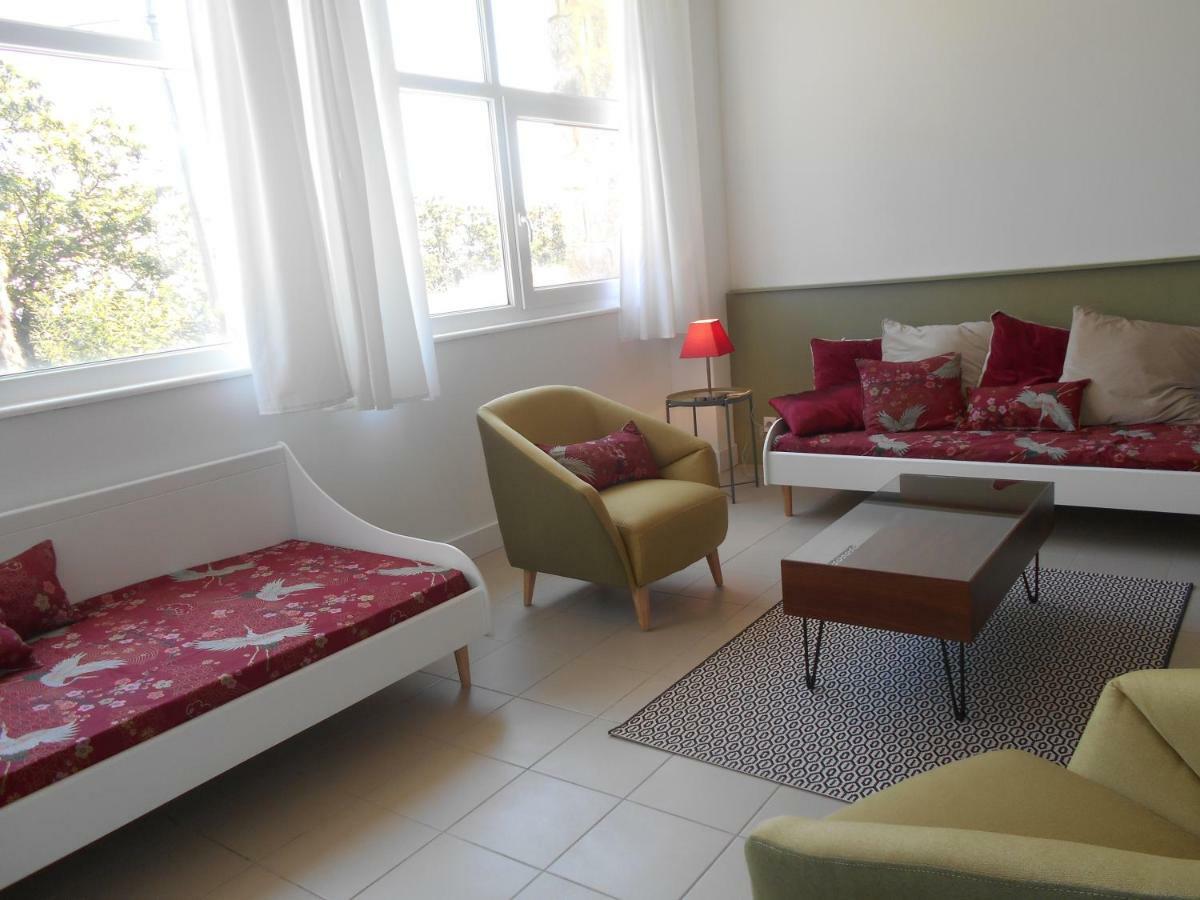 Maison D'Hotes Les Palmiers Gluiras エクステリア 写真